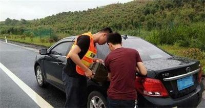 曲阜永福道路救援